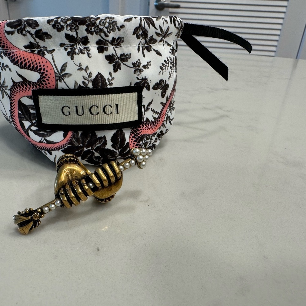 Gucci Black and Pink Floral Drawstring Pouch